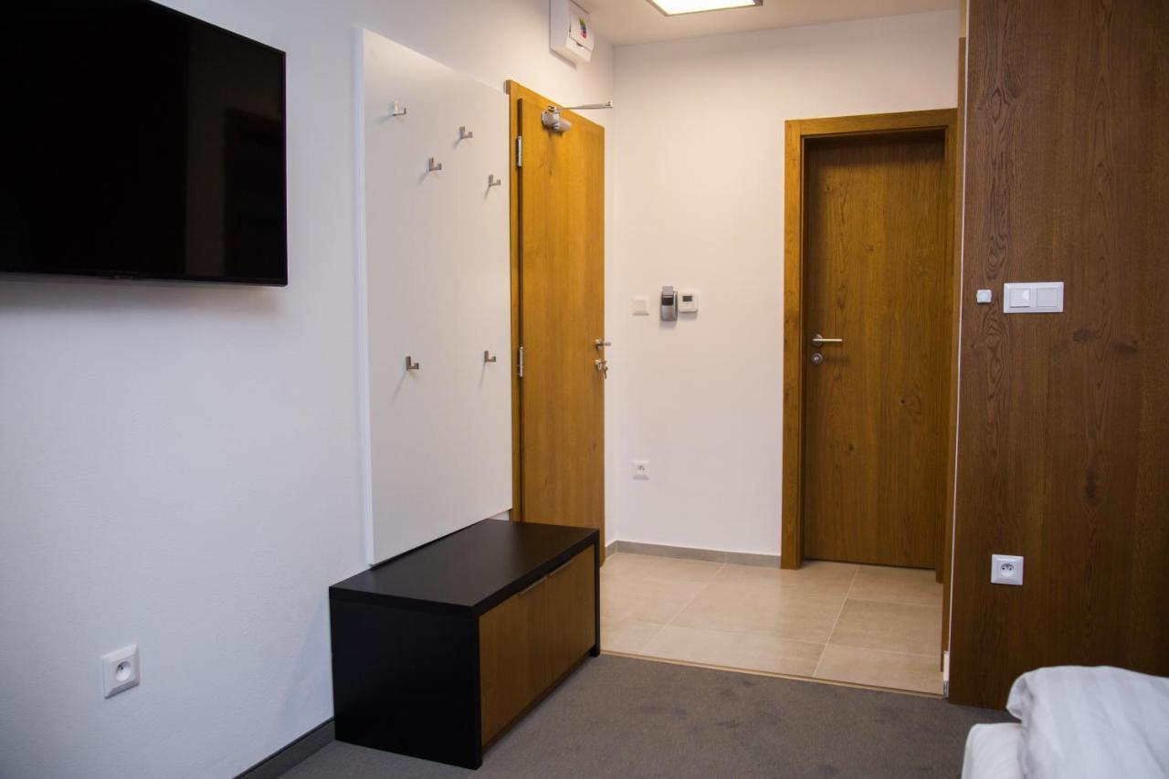 Snowland Apartmany Valca Luaran gambar