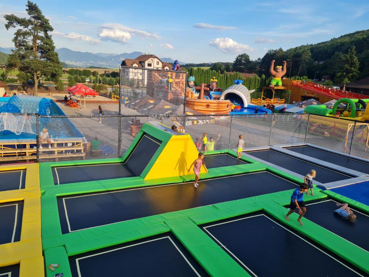 Snowland Apartmany Valca Luaran gambar